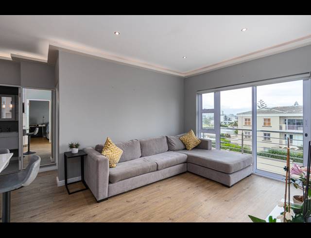 2 BEDROOM APARTMENT TO LET IN TABLE VIEW